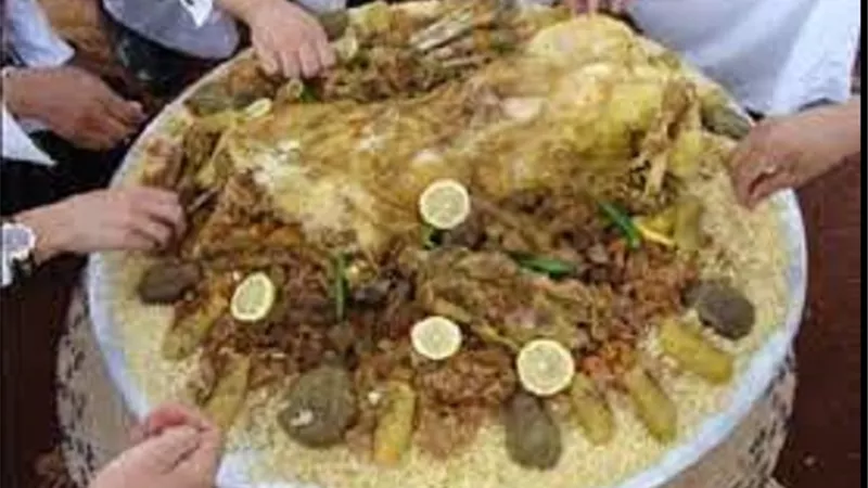 10 اسماء لاطعمة تجرى مجرى الشكران