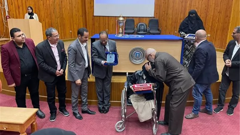 الأسر الطلابية بجامعة القناة تُنظم كأس شهداء الجيش والشرطة