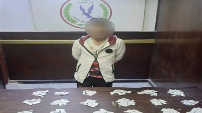 القبض على ديلر المعصرة بـ هيروين