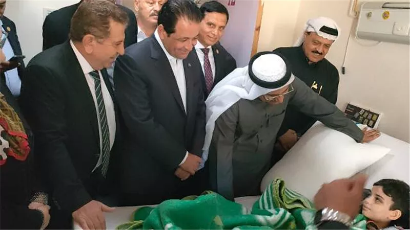 وفد البرلمان العربي يزور الجرحي الفلسطينيين في مستشفي العريش