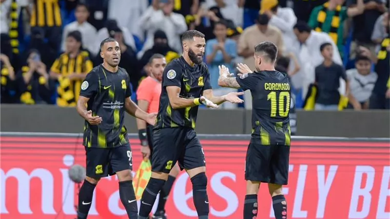 شاهد .. هدف بنزيما أمام الخليج بدورى روشن