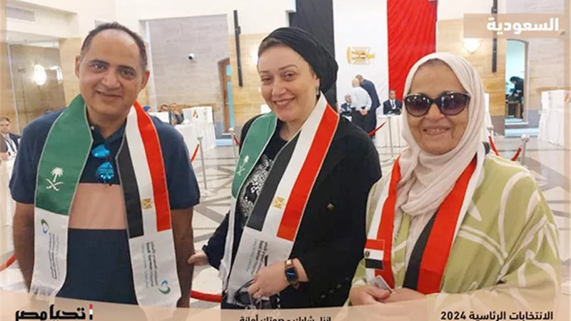 حملة المرشح عبدالفتاح السيسي: توافد كبير من الجالية المصرية في السعودية على أماكن الاقتراع في الرياض وجدة