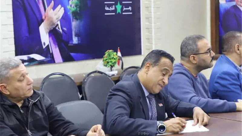 الحملة الرسمية للمرشح عبد الفتاح السيسي تستقبل اعضاء نقابة الصحفيين باسيوط