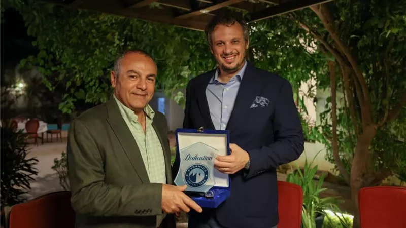 سفير مصر في موريتانيا يستقبل ممدوح عيد وبعثة بيراميدز