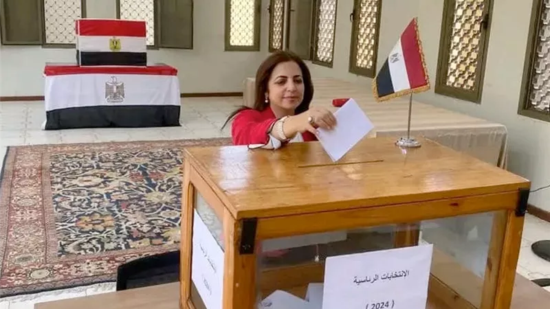 السفارة المصرية في كيجالي: تصويت المصريين في اليوم الأول من انتخابات الرئاسة يجري بيسر وسهولة