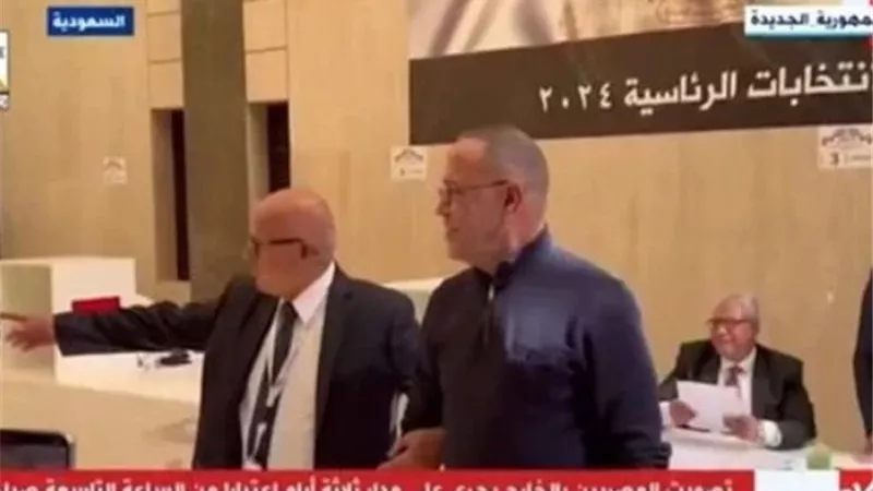 من السعودية.. أشرف عبد الباقي: المشاركة في الانتخابات واجب وطني