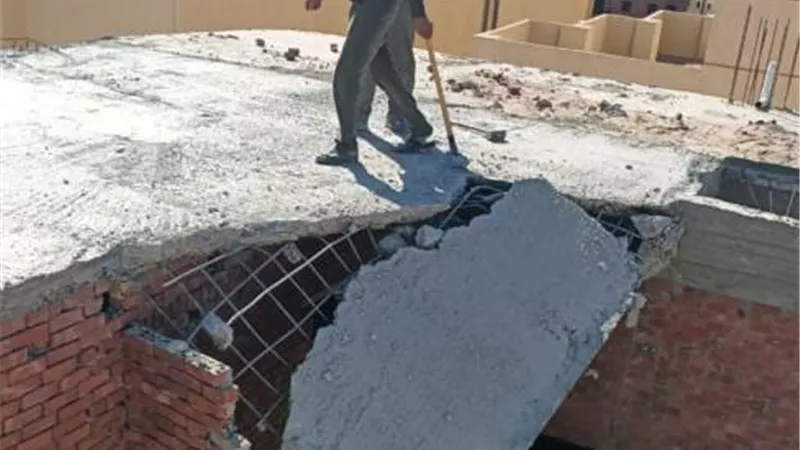 رضوان: جهاز مدينة بدر يزيل دور سكنى مخالف فى المتميز.. بالصور