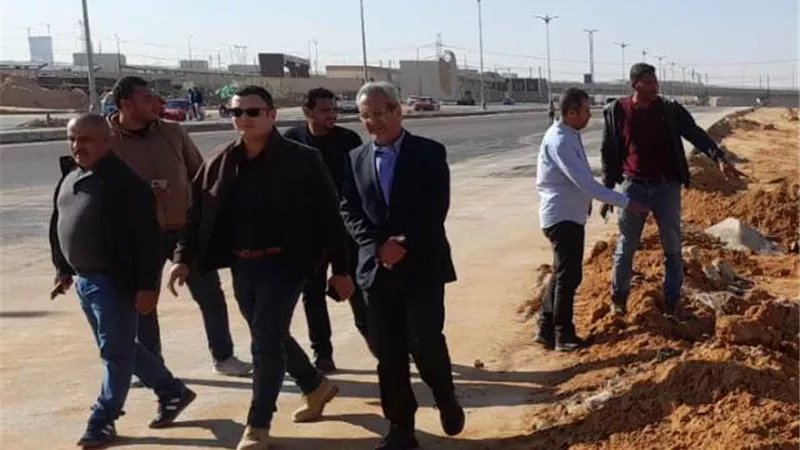 رئيس جهاز العاصمة الإدارية يتفقد أهم الطرق بين الأحياء.. بالصور