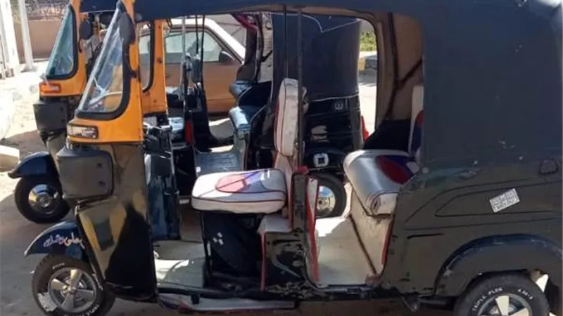 جهاز مدينة بدر يصادر ويتحفظ على 8 مركبات بالتعاون مع المرور.. صور