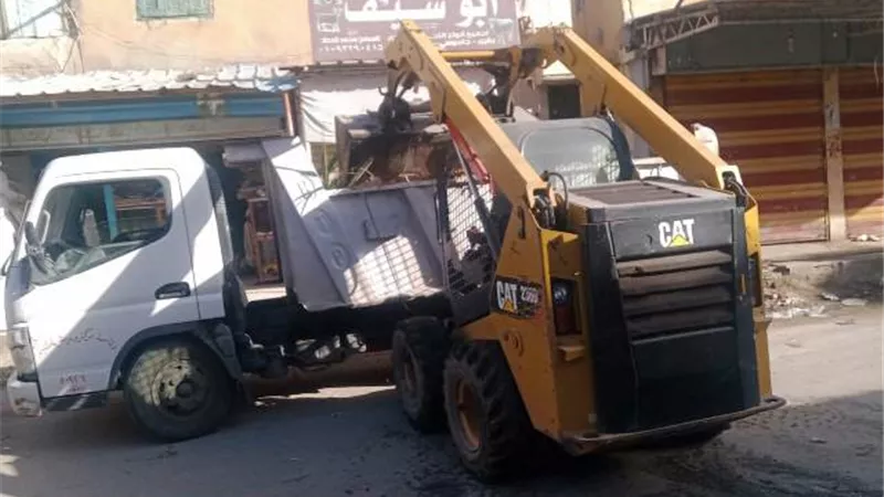 محافظ كفرالشيخ يتابع جهود المراكز والمدن في حملات النظافة