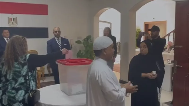 لليوم الثالث .. توافد المصريين بالبحرين للتصويت في الانتخابات الرئاسية