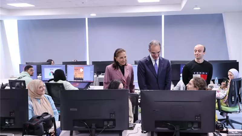 عمرو طلعت:تأهيل الشباب للعمل بسوق صناعة الإلكترونيات