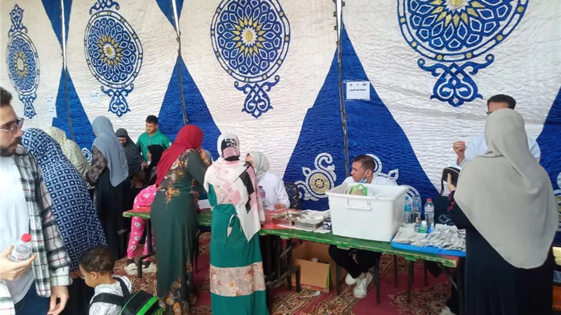 قافلة جامعة القناة الطبية تستقبل 270 مواطناً بسرابيوم