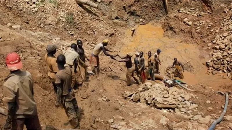 تنزانيا.. مصرع ما لا يقل عن 20 شخصا إثر انهيار طيني
