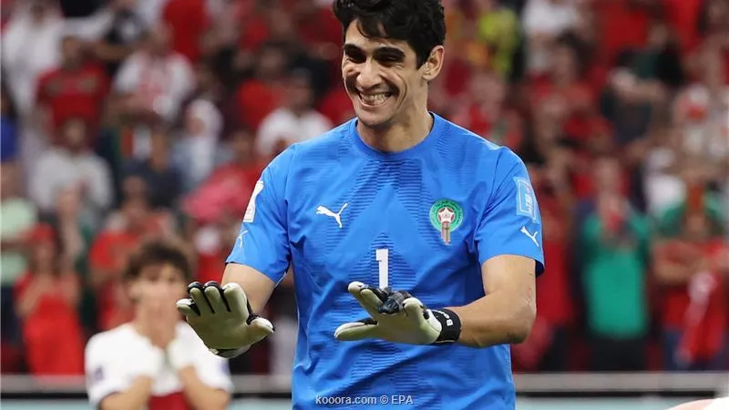 أبرزهم بونو.. قائمة أجانب الهلال لمواجهة نساجي بدورى أبطال آسيا