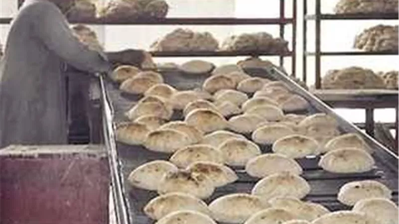 وحدةالزنكلون تشرف على عمليةالبيع بالمخابز البلدية