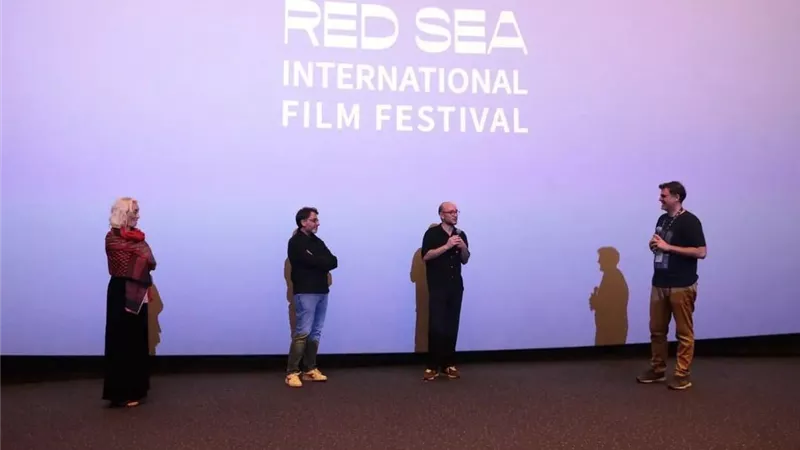 احتفاء كبير بفيلم وراء الجبل في مهرجان البحر الأحمر السينمائي الدولي
