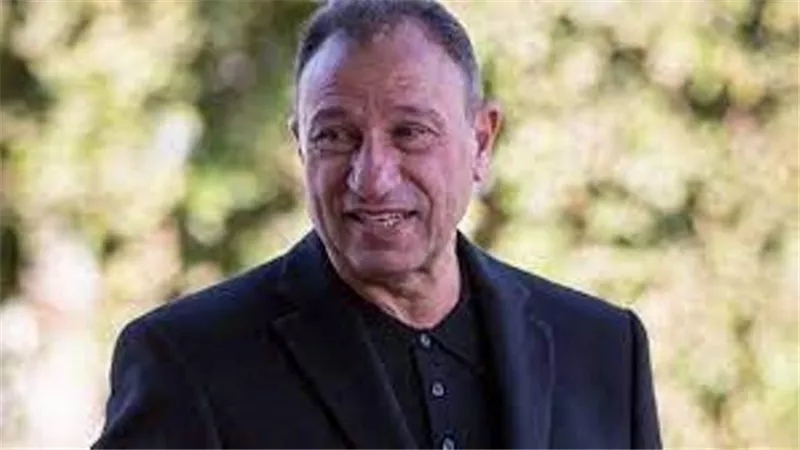 القيعى : الخطيب يقود بنفسه مفاوضات ضم عمر كمال عبد الواحد من فيوتشر