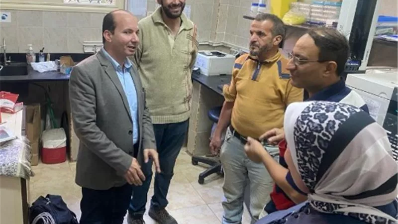 وكيل الصحة بالقليوبية يتفقد المعمل المشترك ببنها