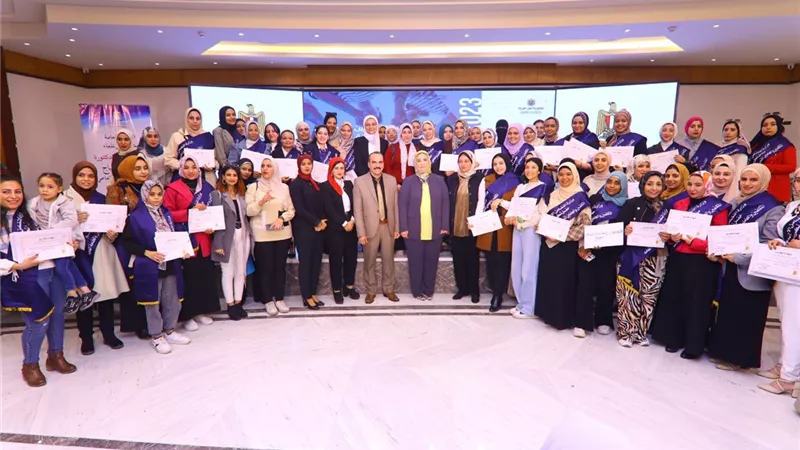 القباج تشهد حفل تكريم المكلفين والعاملين المتميزين بالخدمة العام