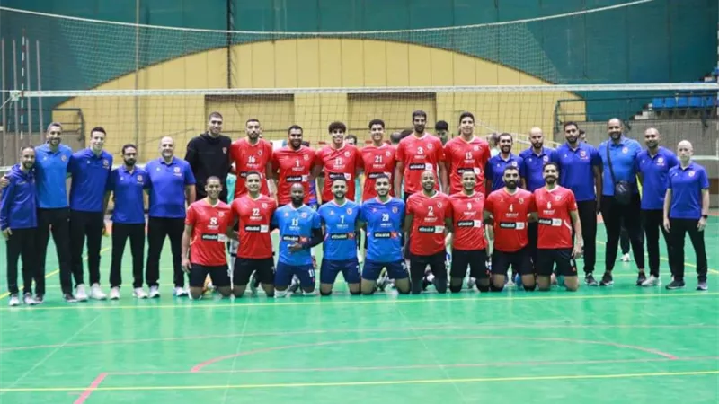 رجال طائرة الأهلي يستضيف المقاولون العرب في الدوري