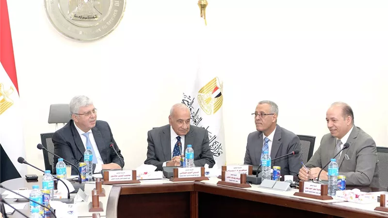 السيد عبد الخالق رئيساً لمجلس أمناء جامعة المنصورة الأهلية