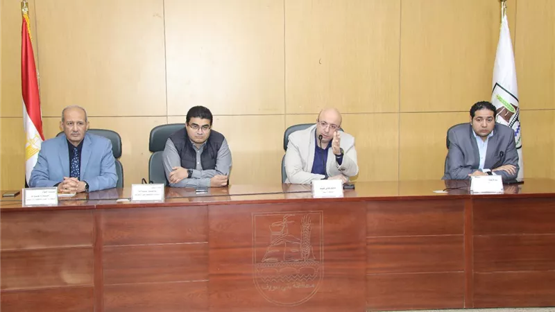 محافظ بني سويف يراجع خطة الاستعدادات للانتخابات الرئاسية