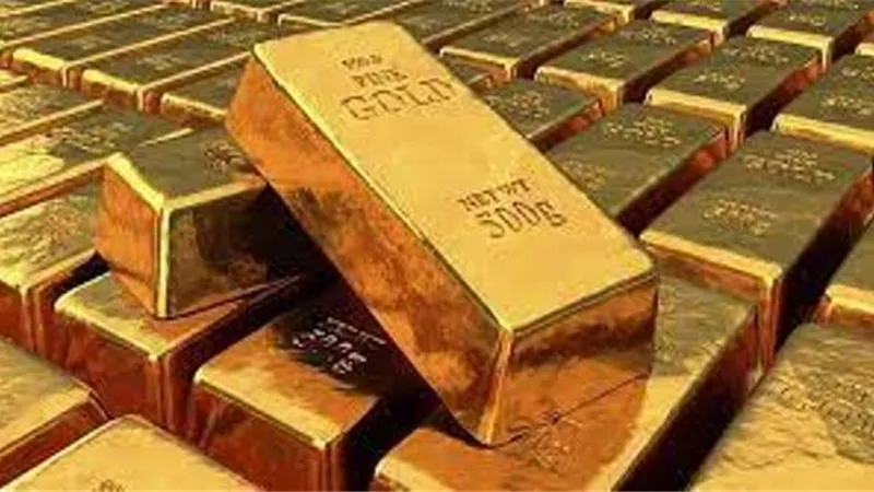 الذهب يرتفع مع تراجع الدولار