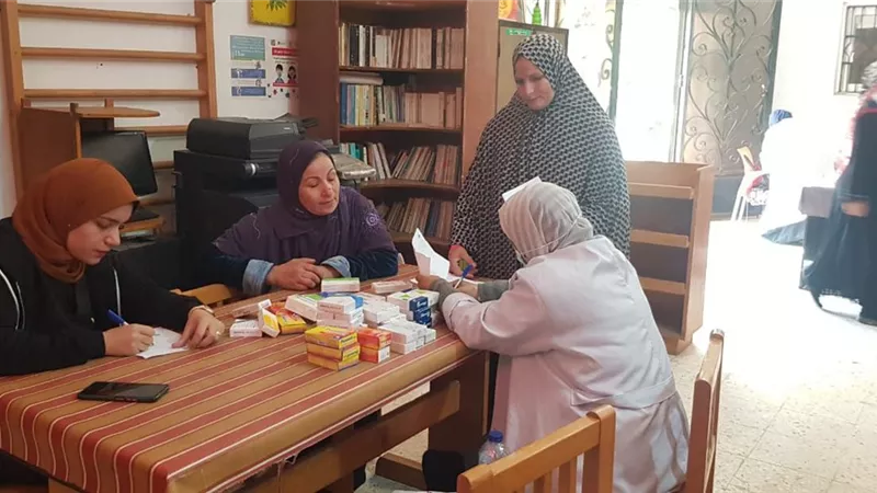 جامعة بنها: إجراء الكشف الطبي على371 حالة فى القوافل الطبية بكفر شكر