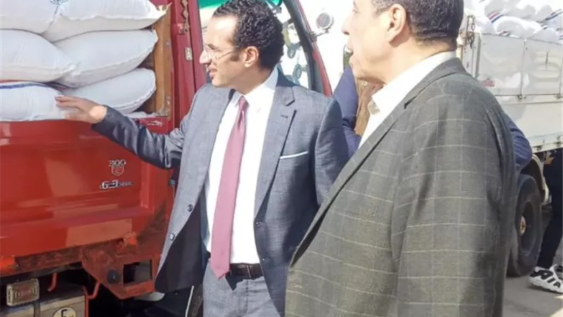 وزير التموين يوجه 4 شركات بإمداد الوزارة بـ8 آلاف طن سكر يوميًا