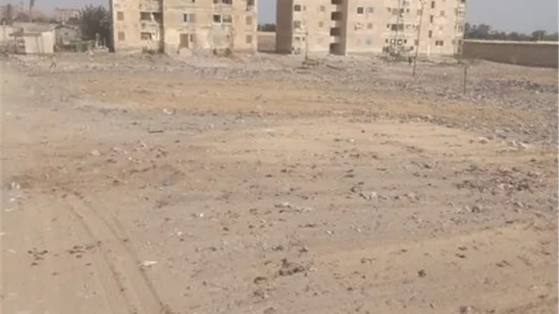 ردم وتسوية سوق الثلاثاء بقرية نفيشة في الإسماعيلية