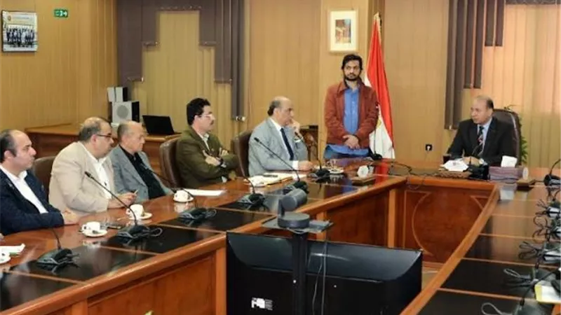 جامعة المنصورة. التحول الكامل لحجز العيادات الخارجية بالمستشفيات