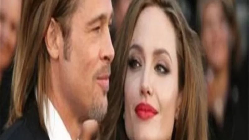 أنجلينا جولي تكشف سر طلاقها من براد بيت