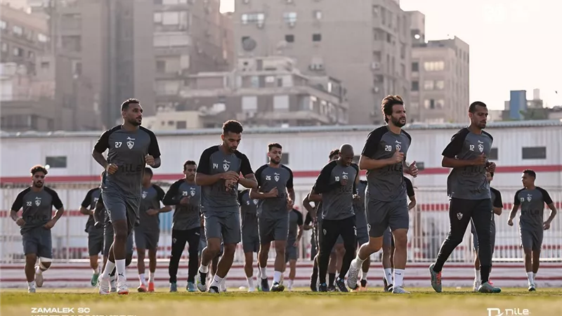 ثنائى شاب يظهر فى مران الزمالك استعدادا للاتحاد السكندري