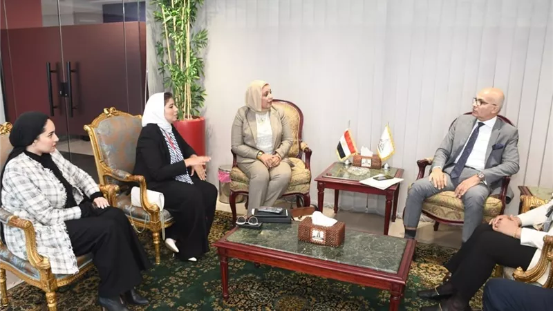 رئيس جامعة حلوان يدعو الطلاب للمشاركة فى الانتخابات الرئاسية