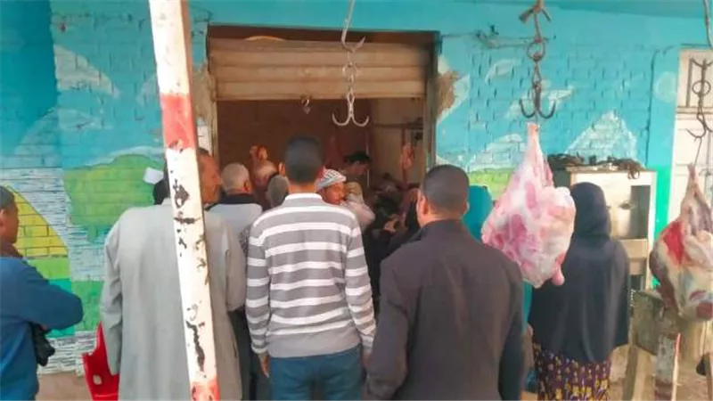 اللحوم الحمراء ب 220 جنية فى مركز سمالوط