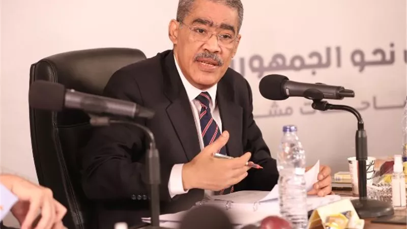 ضياء رشوان: 62 منظمة وجمعية من المجتمع المدنى متابعا للانتخابات