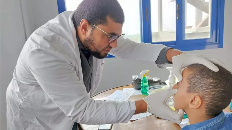علاج ١٢٨٦ مواطنا بالمجان في قافلة طبية بدمياط