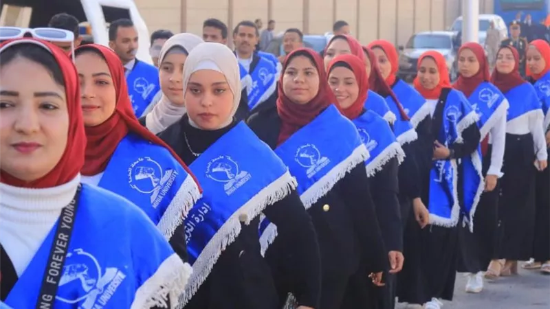 زيارة وفد طلابي من جامعة المنيا للمعرض الدولي للصناعات الدفاعية