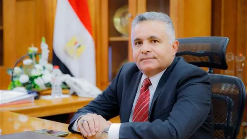 رئيس جامعة السويس: 