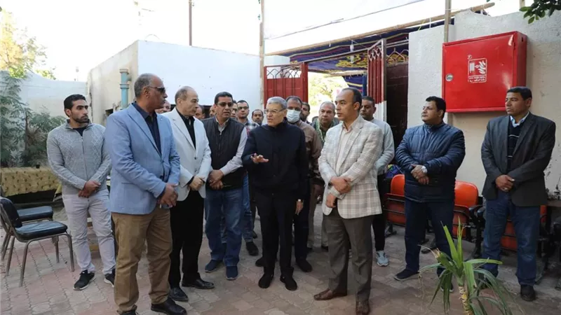 محافظ المنيا يؤكد جاهزية المقار الانتخابية لاستقبال الناخبين