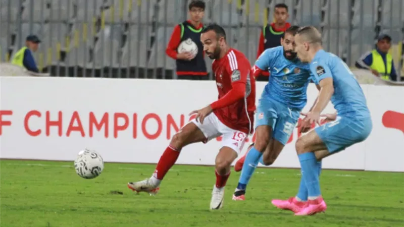 تعادل سلبى بين الاهلى وشباب بلوزداد فى شوط اول مثير