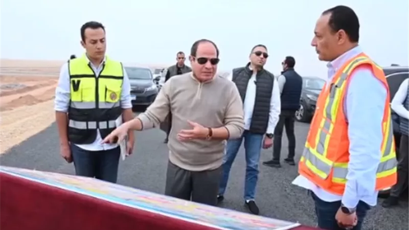 السيسى: نغير شكل الحركة المرورية فى القاهرة الكبرى .. ونجهز أراضى للتنمية