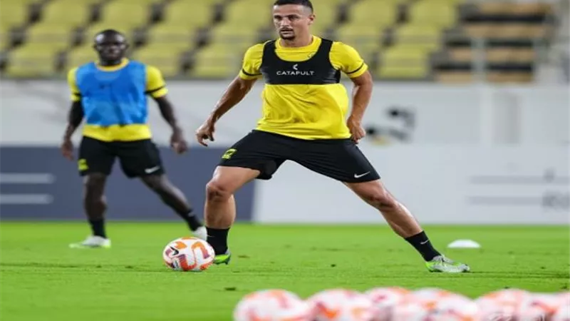 رسميا .. نجم اتحاد جدة يغيب عن مونديال الأندية للاصابة