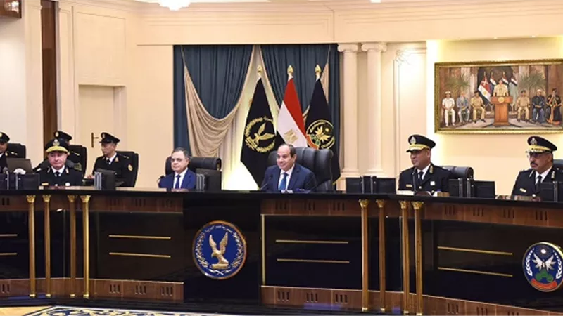 الرئيس السيسي يشهد اختبارات كشف الهيئة للطلاب الملتحقين بكلية الشرطة