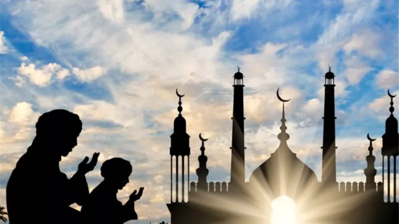 حكم الكلام أثناء سماع الأذان