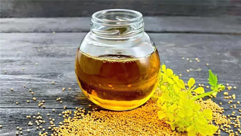 7 فوائد جمالية وصحية لزيت الخردل..تعرف عليها