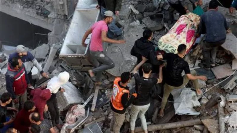 الصحة في غزة تعلن ارتفاع عدد قتلى الهجوم الإسرائيلي على غزة إلى17700