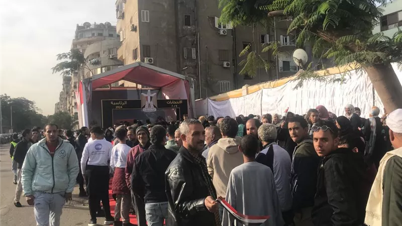 توافد كثيف من مواطنى ابو حمص بالبحيرةعلى لجان الانتخابات الرئاسية