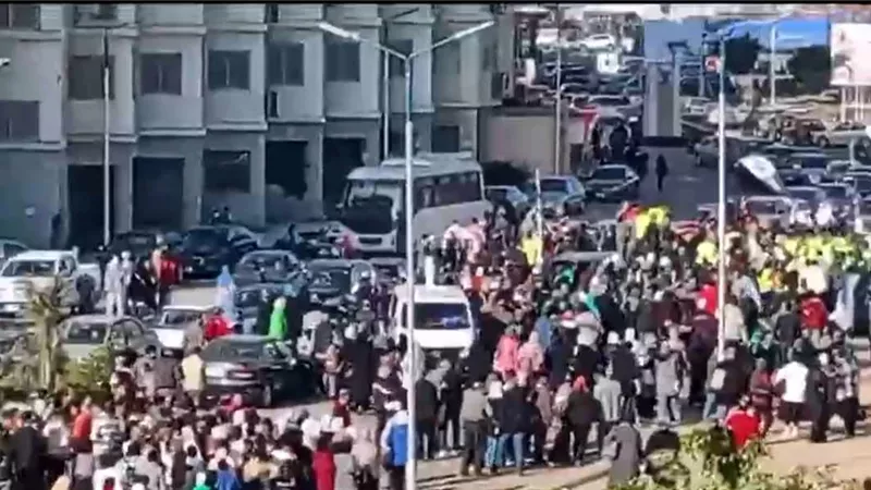 إقبال الناخبين على لجان بورسعيد.. والسيدات والشباب فى الصدارة..صور